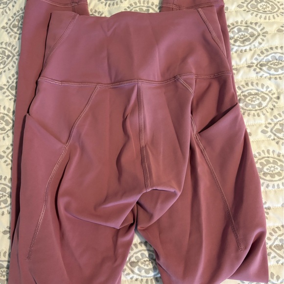 Lululemon Wunder Train Leggings - Picture 5 of 6